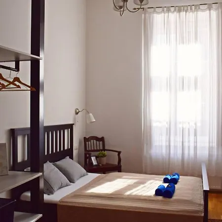 Apartament In Historical Building With Free Private Parking