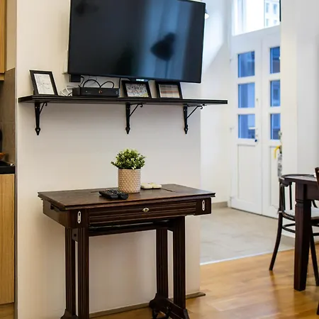 In Historical Building With Free Private Parking Lejlighed *