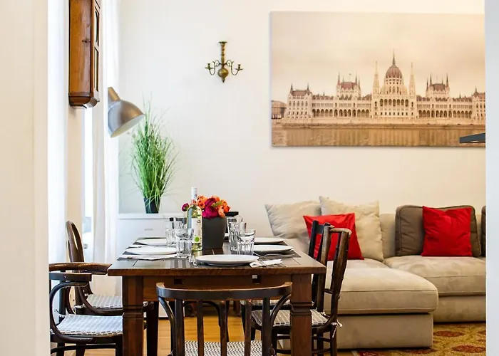 In Historical Building With Free Private Parking *