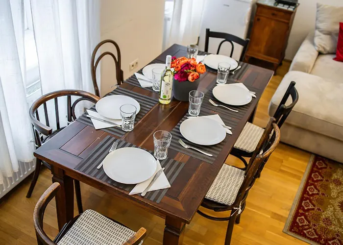 Apartment In Historical Building With Free Private Parking