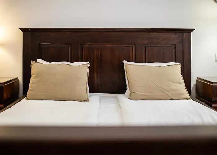 In Historical Building With Free Private Parking Apartman *