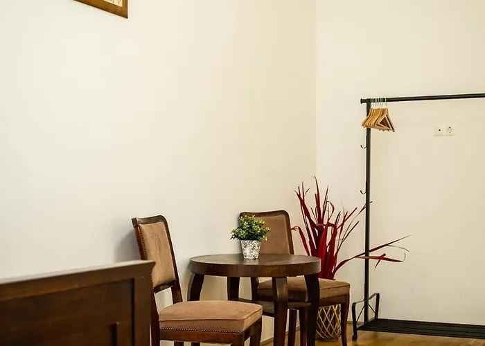 Apartman In Historical Building With Free Private Parking